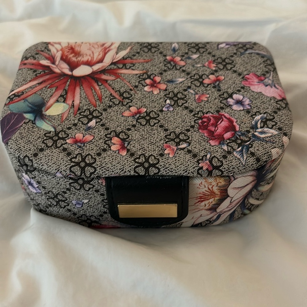 Jewelry Case/Organizer